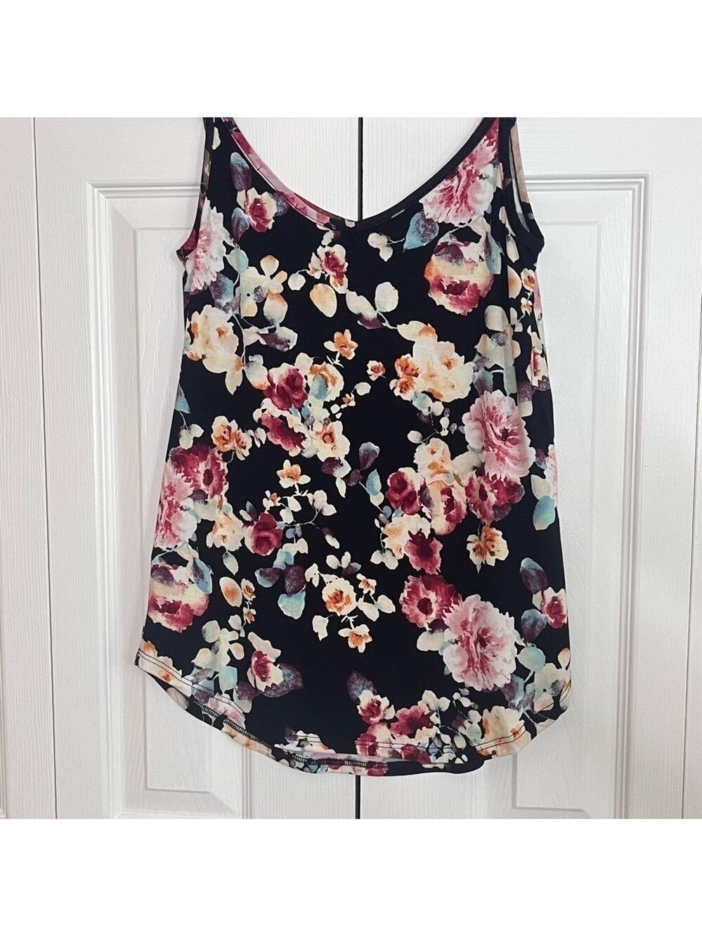 12PM by Mon Ami Black Floral Ruffle Top Small - Picture 12 of 12